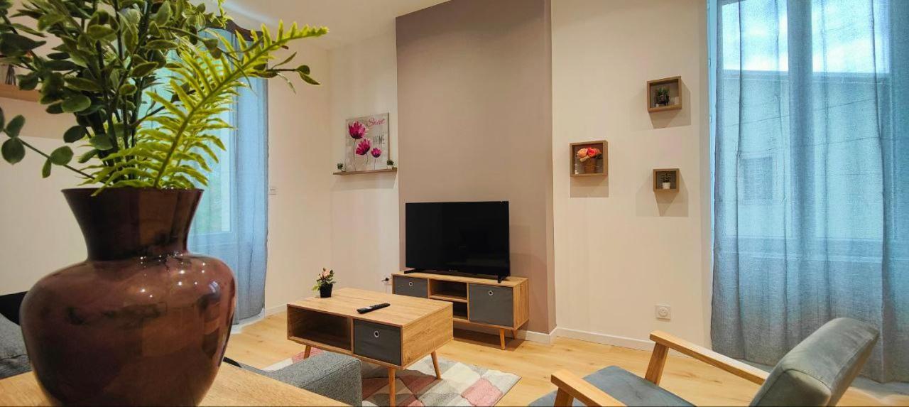 Appartements A Theme Clermont-Ferrand Exterior foto